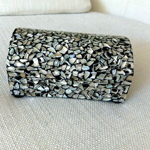 Jewelry or treasure box seashells decor very beautiful gift, black suede inside